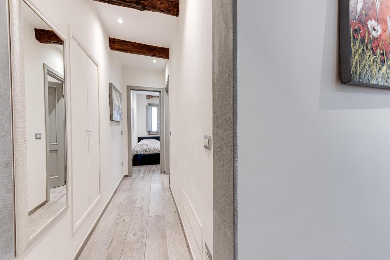 Oltrarno Dreaming Apartment ฟลอเรนซ์ ภายนอก รูปภาพ