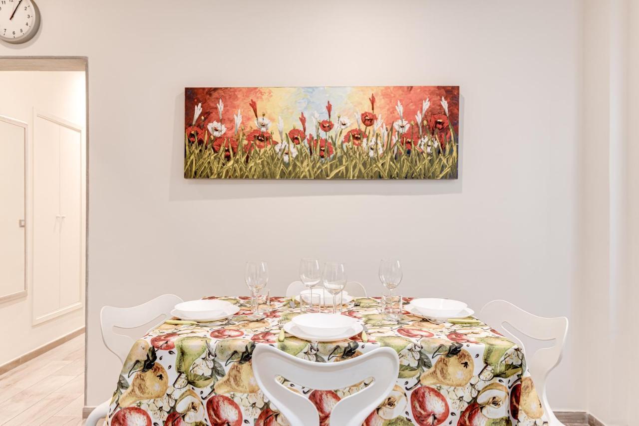 Oltrarno Dreaming Apartment ฟลอเรนซ์ ภายนอก รูปภาพ