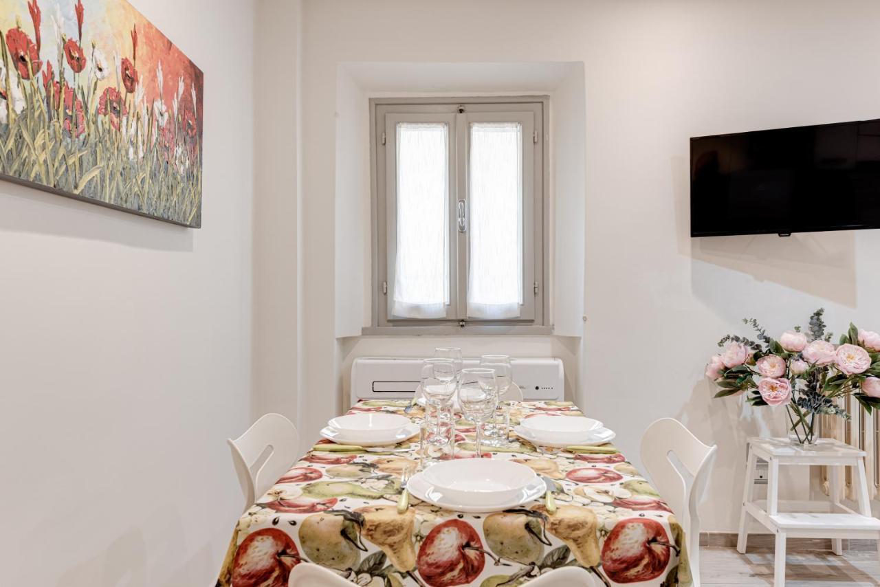 Oltrarno Dreaming Apartment ฟลอเรนซ์ ภายนอก รูปภาพ