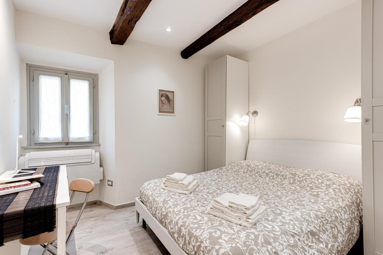 Oltrarno Dreaming Apartment ฟลอเรนซ์ ภายนอก รูปภาพ